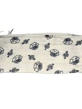 Vintage Black & White 100% Acrylic Rose Pattern Scarf